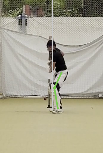 Front knee inside back knee line at release